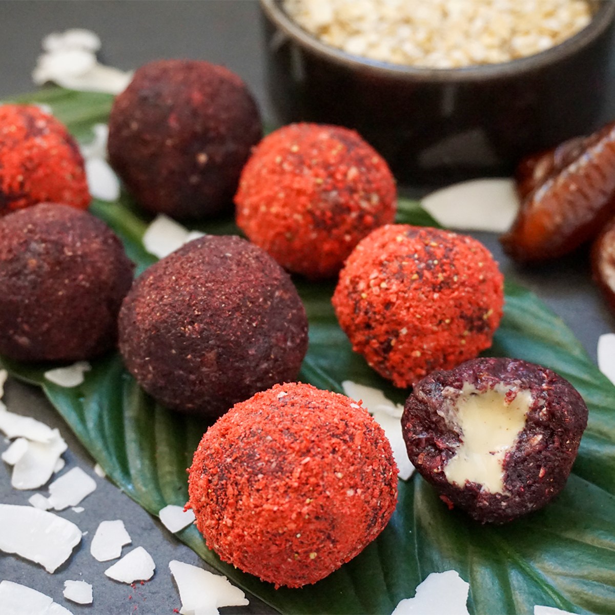 Energy-Balls mit cremiger&nbsp;Nussfüllung