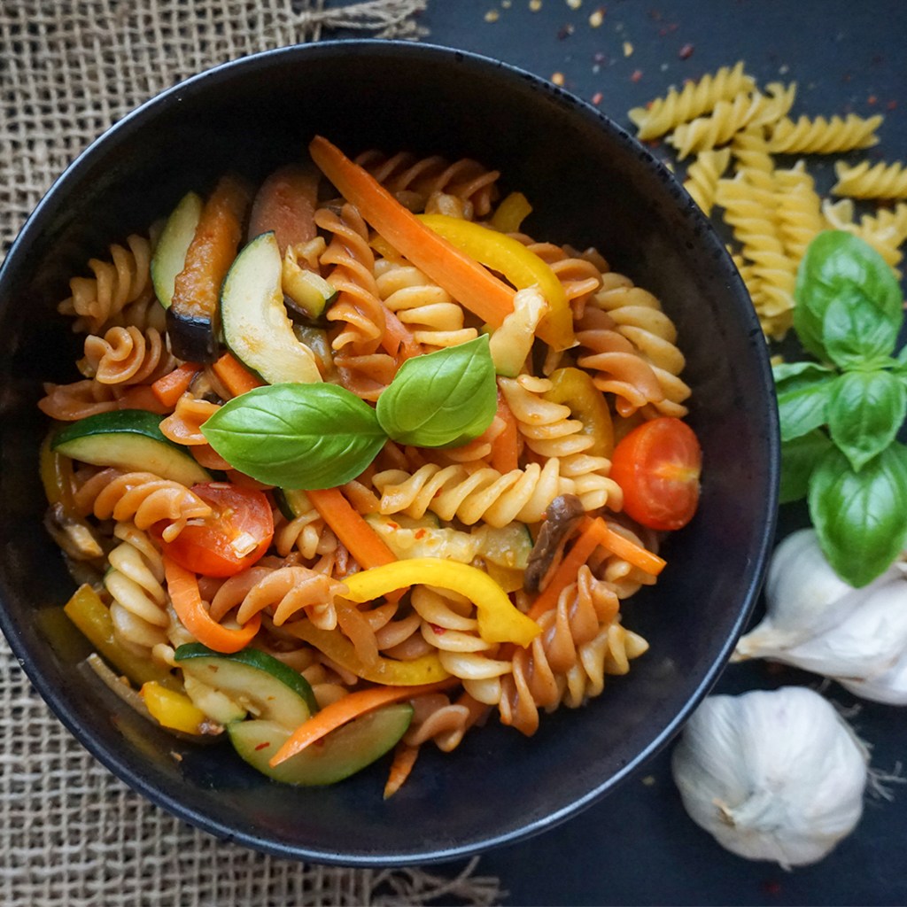 Süß-scharfe Nudeln